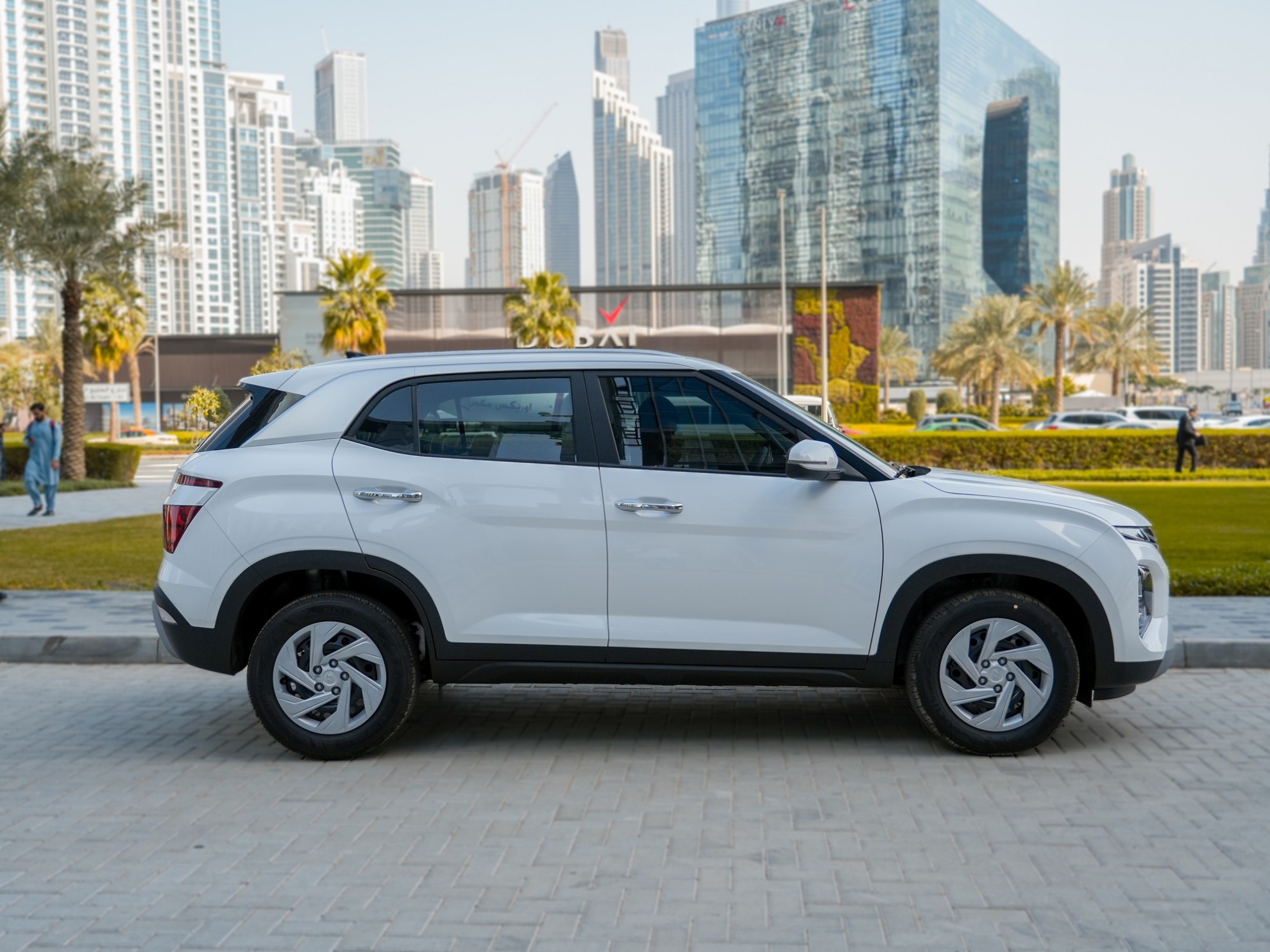 https://www.quickdrive.ae/uploads/2023/02/12/Hyundai Creta 5-Seater 2023 (6).jpg